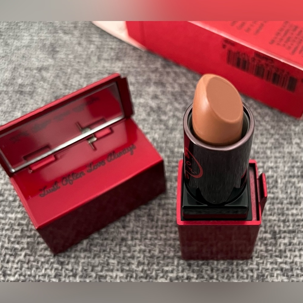 New LOLA Cosmetics Sheer Lipstick with Mirror Package Shade Capri